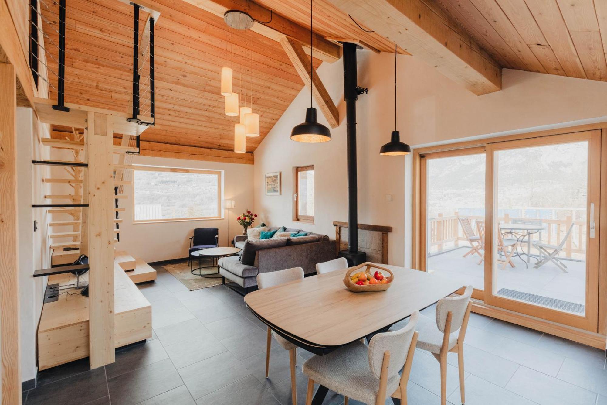 Mountain Escape Briancon Views Apartment *